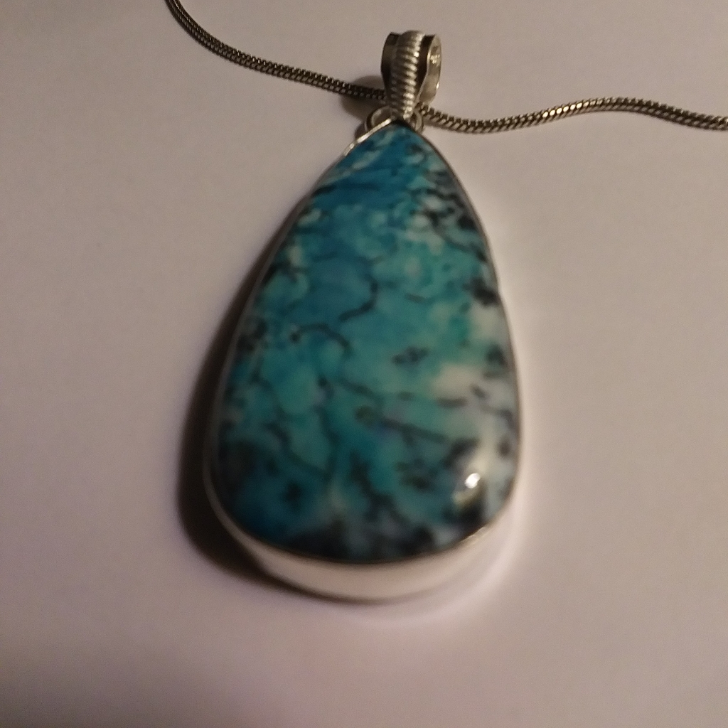 Stunning 925 Sterling Silver Laminar Necklace